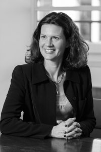 Claudia Arney